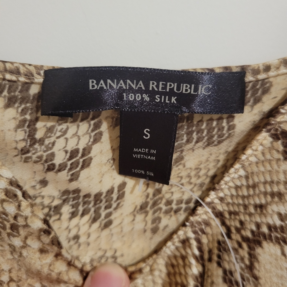 NWT Banana Republic Bliss Silk Camisole Python S - Picture 5 of 12